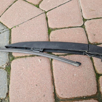 Wycieraczka tył tylna szyby klapy Renault Clio 4 IV