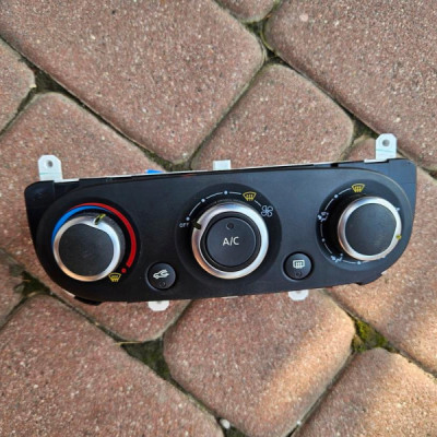 Panel klimatyzacji nawiewu Renault Clio 4 IV 272709355R