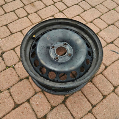 Felga stalowa 15" ET40 Renault Clio 4 IV 4x100 403006005R 70