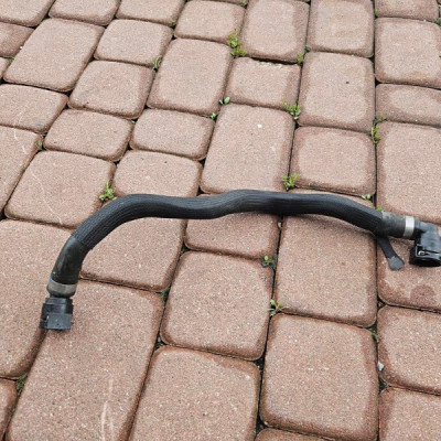 Przewód rura wąz wody chłodnicy elektryk Peugeot 208 Opel Corsa F 391