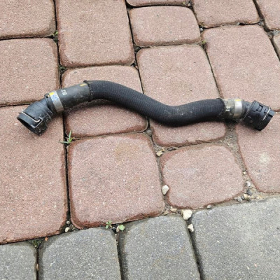 Przewód rura wąz wody chłodnicy elektryk Peugeot 208 Opel Corsa F 765