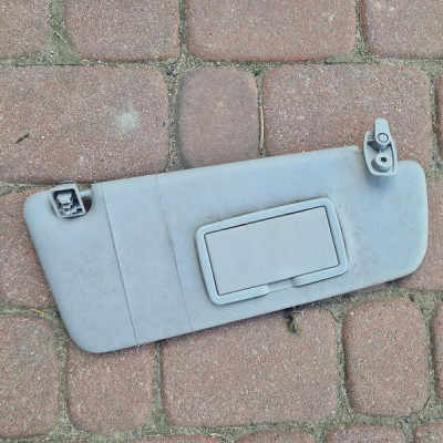 Daszek słonecznik przeciwsłoneczna podsufitki prawy EUROPA Opel Corsa D