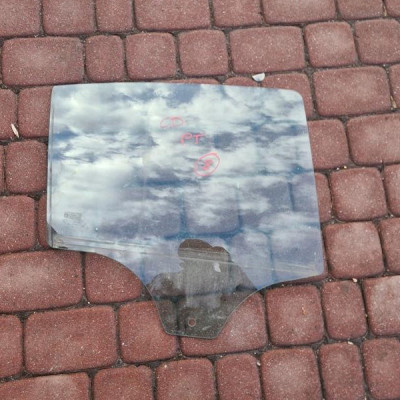 Szyba tył tylna jasna prawa Opel Corsa D 5 Drzwi 2008R