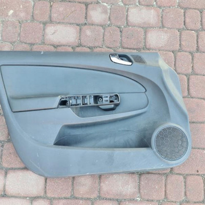 Boczek przód przedni lewy skóra skórzany EUROPA Opel Corsa D 5 Drzwi