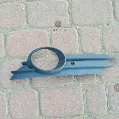 Kratka zderzaka przód przednia lewa Opel Corsa D 13211478