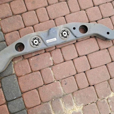 Belka wspornik zawieszenia tył tylna tylnego 4x4 Opel Mokka