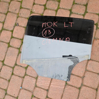 Szyba drzwi tył tylna chrom ciemna lewa 2013r Opel Mokka