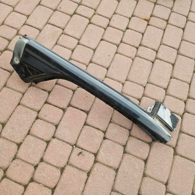 Słupek dach przód przedni lewy poszycie ćwiartka Opel Mokka MOKKA X