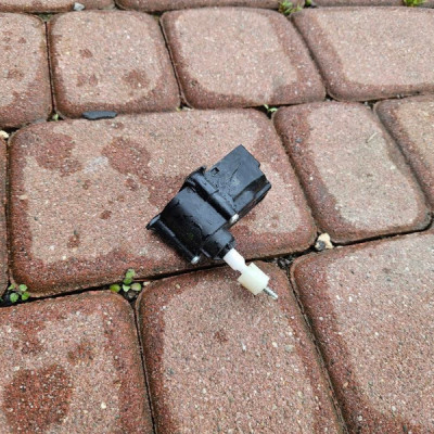 Silniczek lampy przód przedniej lampy Opel Mokka MOKKA X