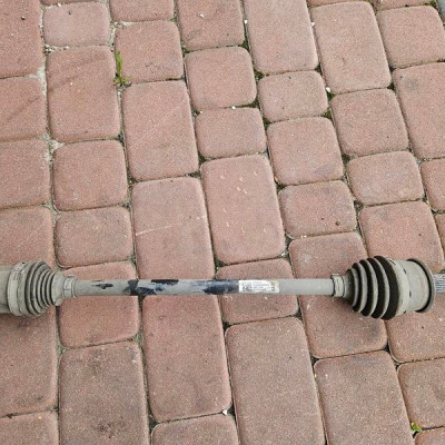 Półoś półośka tył tylna 4x4 Opel Mokka MOKKA X 95090829 AA4P