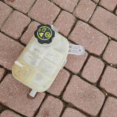 Zbiorniczek wody wyrównawczy Opel Mokka MOKKA X 95380033