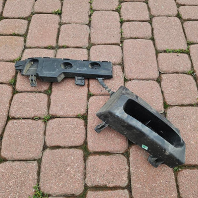 Ślizg tył tylny lewy mocowanie zderzaka Opel Mokka MOKKA X 95256261