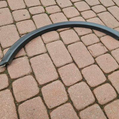 Listwa błotnika tył tylna prawa 10 Opel Mokka MOKKA X 95164507