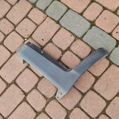 Obudowa próg lewy tył osłona progu nakładka Opel Mokka MOKKA X 95164755