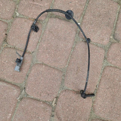 Czujnik ABS koła tył tylny LEWY Opel Mokka MOKKA X 95371616