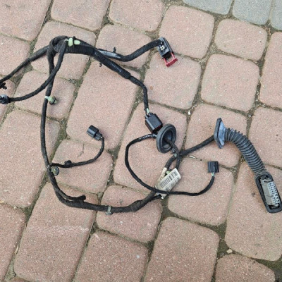 Instalacja drzwi wiązka tył tylna prawa Opel Mokka MOKKA X 95404264