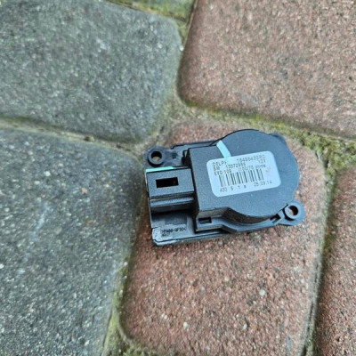 Silniczek nagrzewnicy dmuchawy Opel Mokka MOKKA X 13372986