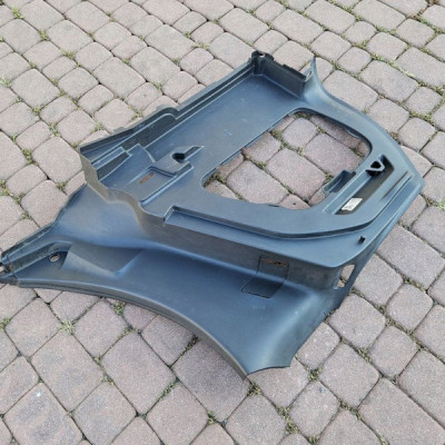 Plastik obudowa bagażnika słupka tapicerka Opel Crossland X 39035200