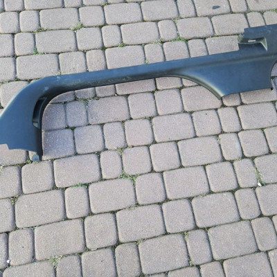 Plastik obudowa osłona słupka próg progu lewy Opel Crossland 39149571