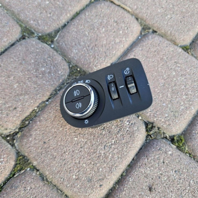 Przełącznik włącznik świateł EUROPA Opel Crossland X 39132265