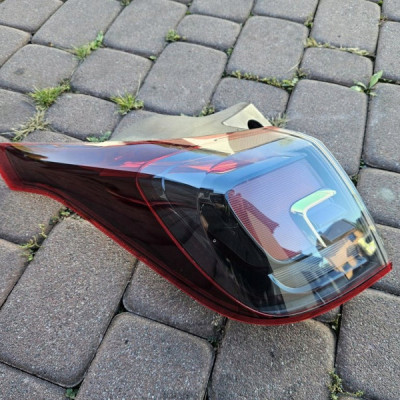 Lampa tył tylna w błotnik lewa EUROPA Opel Crossland X