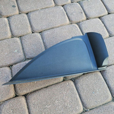 Plastik obudowa osłona zaślepka deski prawa Opel Crossland X 39136725