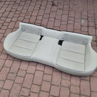 Kanapa tył tylna skóra skórzana podgrzewana jasna beżowa Opel Insignia B