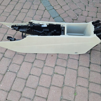 Tunel srodkowy EUROPA kremowy beżowy Opel Insignia B