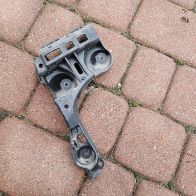 Ślizg mocowanie zderzaka prawy tył tylny Opel Crossland X 39097403