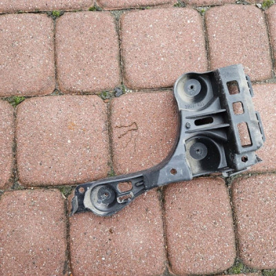 Ślizg mocowanie zderzaka lewy tył tylny Opel Crossland X 39097401