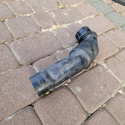 Rura dolot wąż przewód powietrza 1.5 Opel Crossland X 9812189880