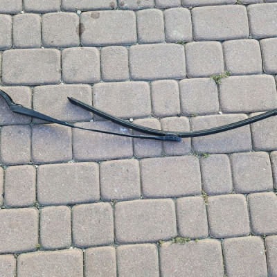 Ramie wycieraczek pióro lewe EUROPA Opel Crossland X 39079979