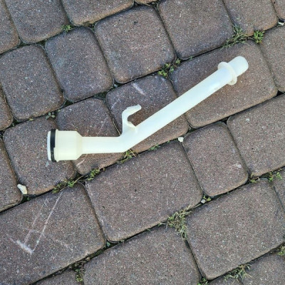 Wlew zbiorniczka spryskiwaczy zbiorniczek Opel Crossland X 39170242