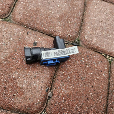 Czujnik zawór podciśnienia serwa Opel Crossland X 9677783780