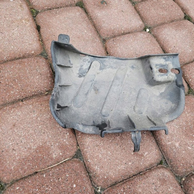 Obudowa osłona dolna podwozia podłoga Opel Crossland X 9801222080