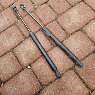 Teleskop podnośnik siłownik klapy tył tylny Opel Crossland X 39117353