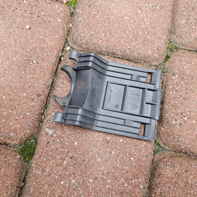 Osłona kabli obudowa plastik Opel Crossland X 9672634580