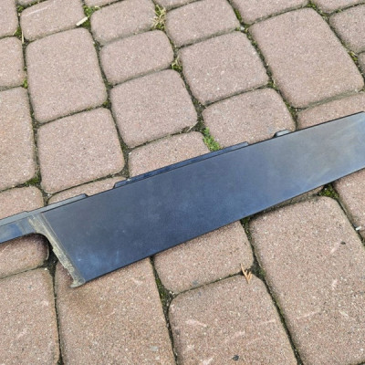 Listwa osłona obudowa drzwi przód przednia lewa Opel Crossland X 39123006