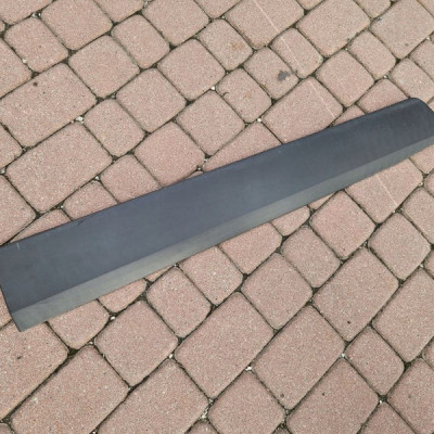 Listwa drzwi przód przednia LEWY LEWA IGŁA Opel Crossland X 13482096