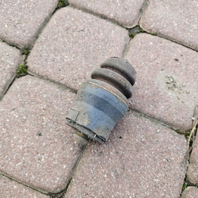 Amortyzator tył guma odbojnik amortyzatory Opel Crossland X 9809826280