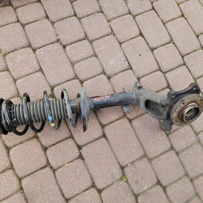 Amortyzator zwrotnica mcperson 1.5HDI prawy Opel Crossland X 9827238080