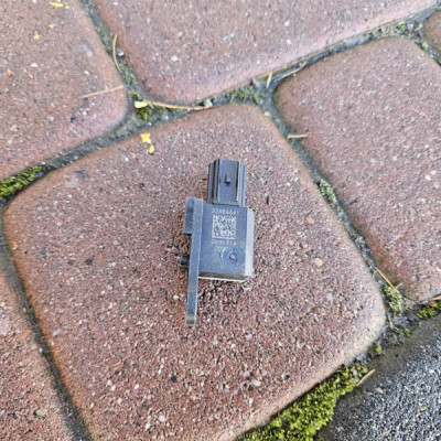 Czujnik uderzeniowy AIRBAG Opel Crossland X 22886641