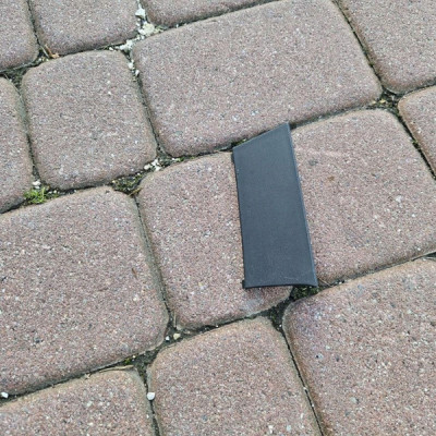 Plastik fotela obudowa osłona wnętrza lewa boczka Opel Crossland X 13498088