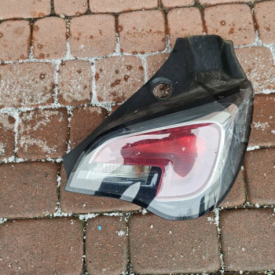 Lampa tył tylna prawa EUROPA Opel ADAM 13354583
