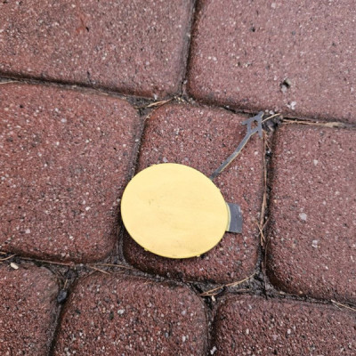 Zaślepka zderzaka przód przedniego haka Opel ADAM 13355267 Z40Q