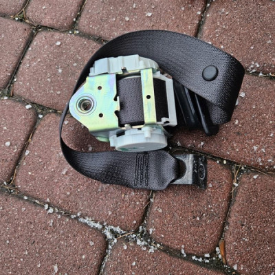 Pas tył tylny lewy bezpieczeństwa AIRBAG Opel ADAM 13357739