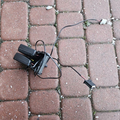 Zapinka wpinka pasa tył tylna kanapy Opel ADAM 13357735