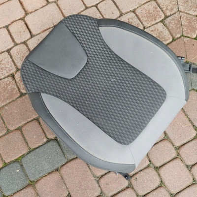 Kanapa tył tylna fotel siedzisko oparcie półskóra Opel Crossland X