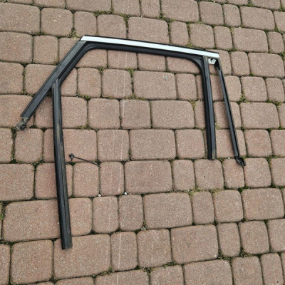 Uszczelka zgarniacz drzwi tył tylna prawa chrom Opel Crossland X