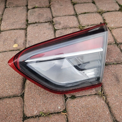 Lampa tył tylna w klape prawa EUROPA Opel Crossland X